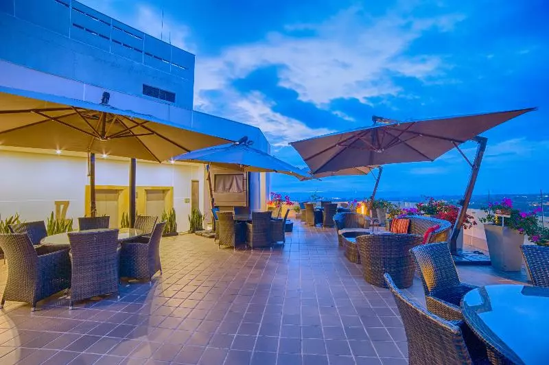 Hôtel Mocawa Plaza Armenia