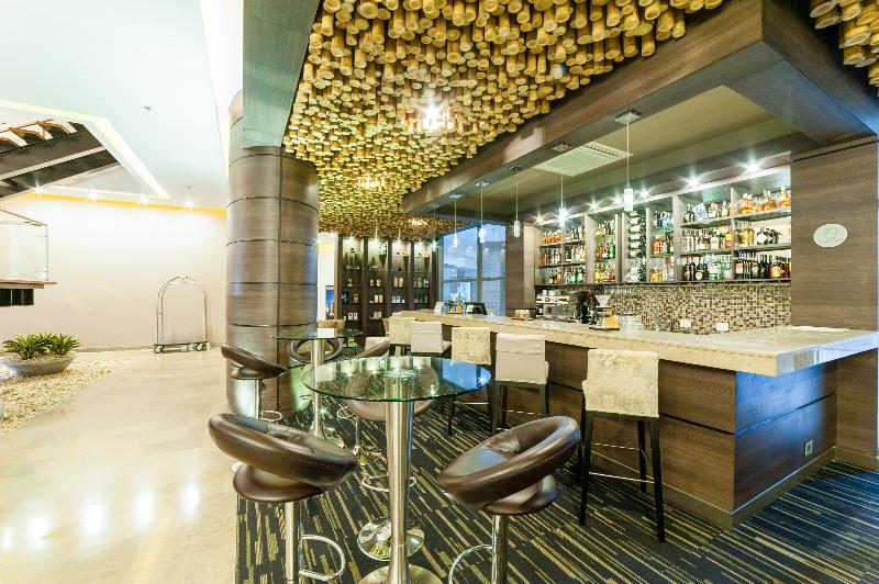 هتل Mocawa Plaza Armenia