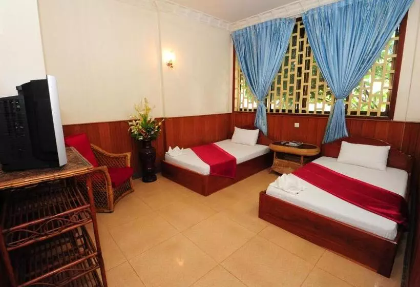 בית מלון כפרי Okay Guesthouse Phnom Penh
