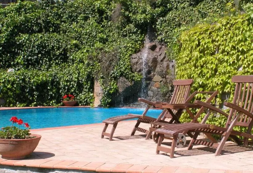 فندق ريفى La Riserva Montebello