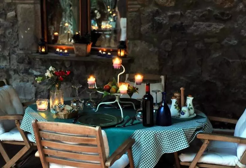 فندق ريفى La Riserva Montebello