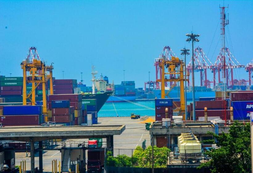 ホテル Saasha City