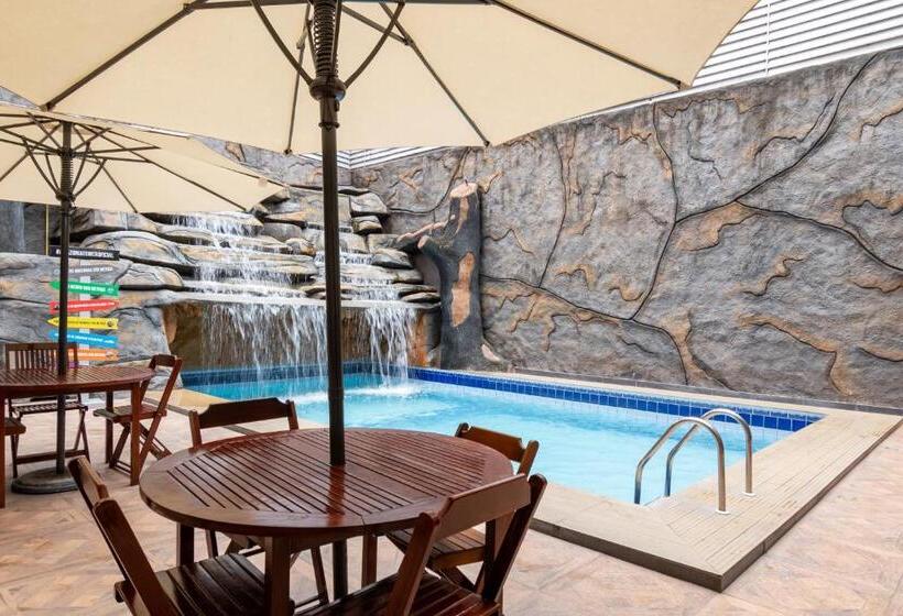 هتل Rede Andrade Amazônia