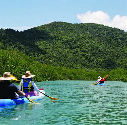 Paradise Bay Island Resort