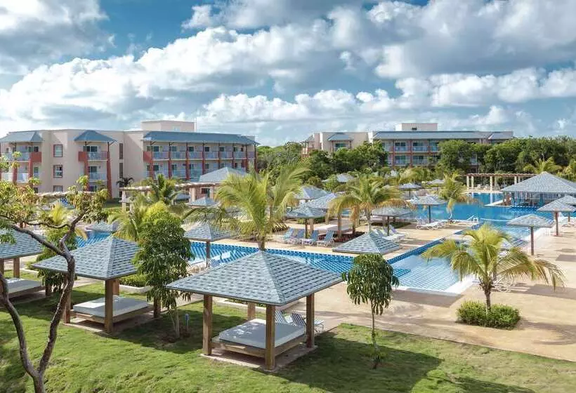 استراحتگاه Meliá Jardines del Rey