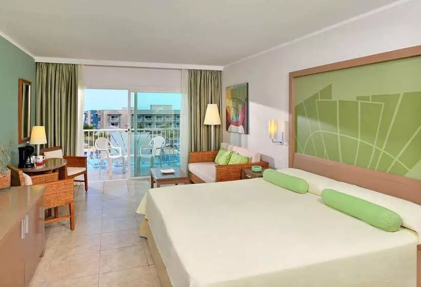 استراحتگاه Meliá Jardines del Rey