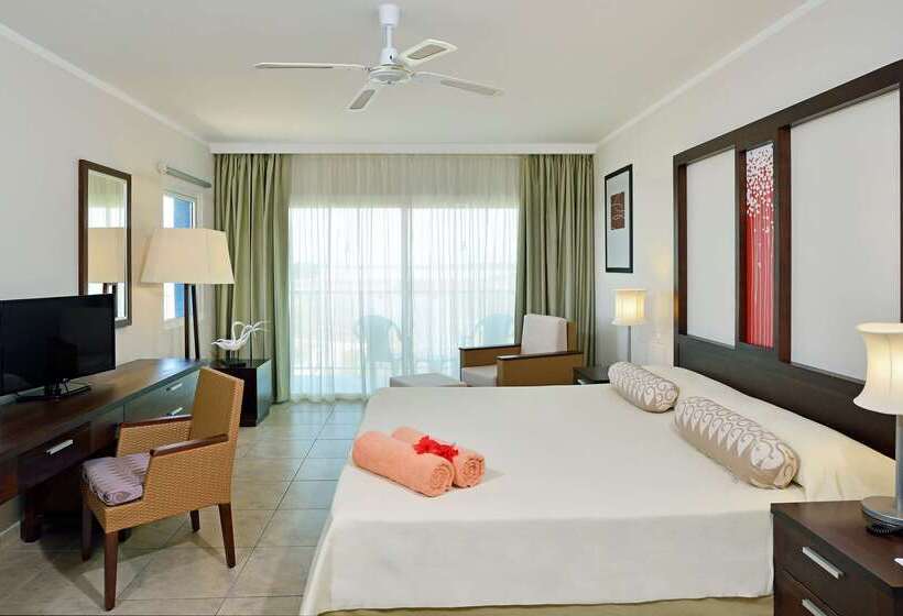 استراحتگاه Meliá Jardines del Rey