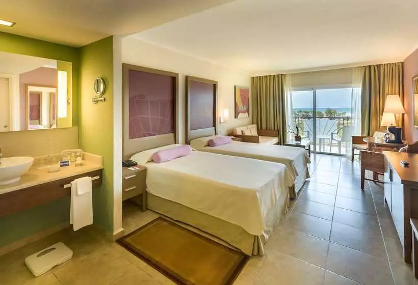 استراحتگاه Meliá Jardines del Rey
