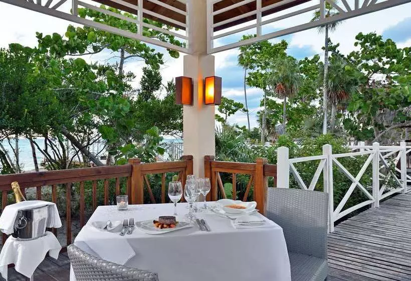 استراحتگاه Meliá Jardines del Rey