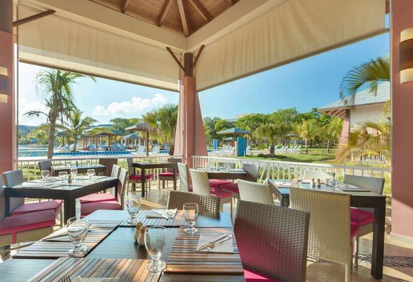 استراحتگاه Meliá Jardines del Rey