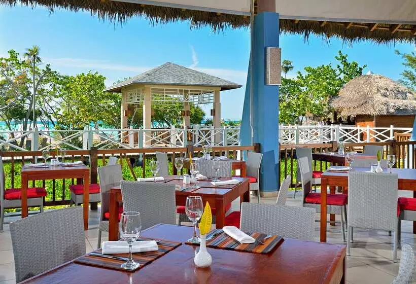 استراحتگاه Meliá Jardines del Rey