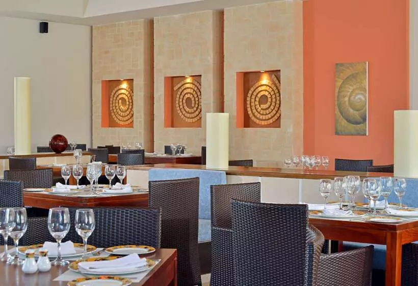 استراحتگاه Meliá Jardines del Rey