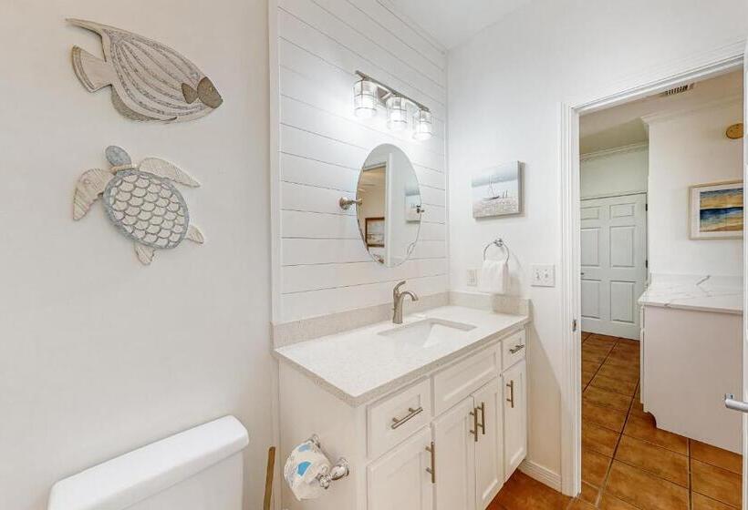 Отель Dauphin Island Beach Club #201