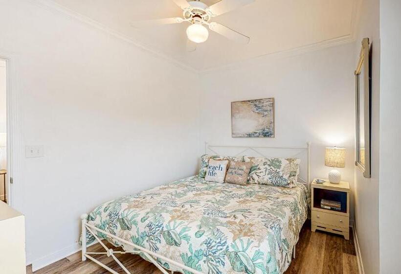 Отель Dauphin Island Beach Club #201