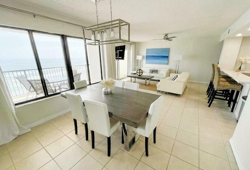 Отель Daytona Beach Soaring