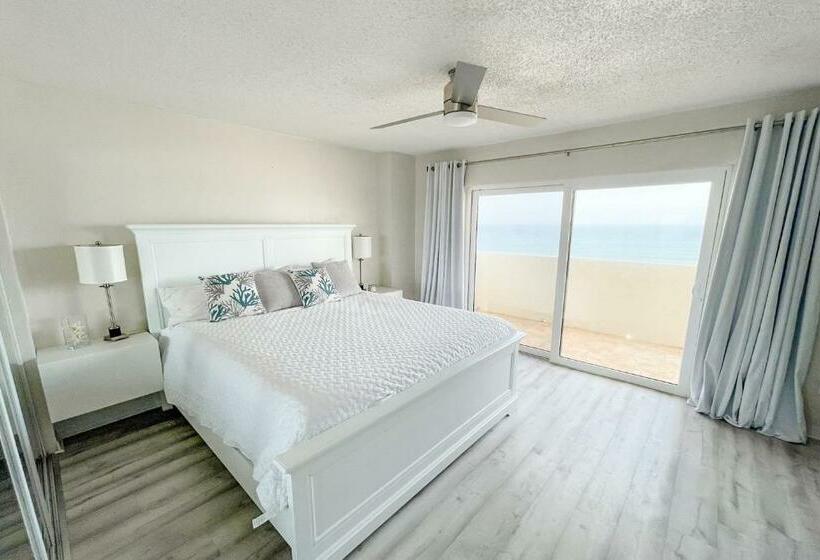 Отель Daytona Beach Soaring