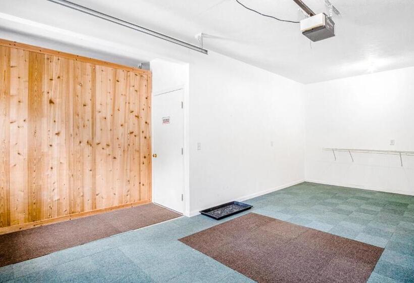 בית מלון כפרי Treehouse