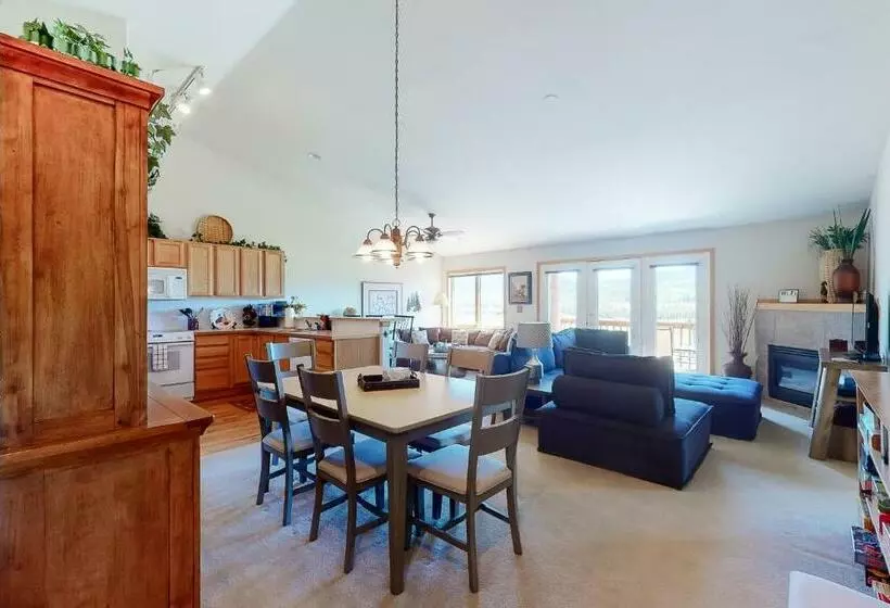 Hotelli Grand County Get Away
