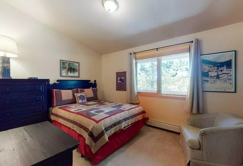 Hotelli Grand County Get Away