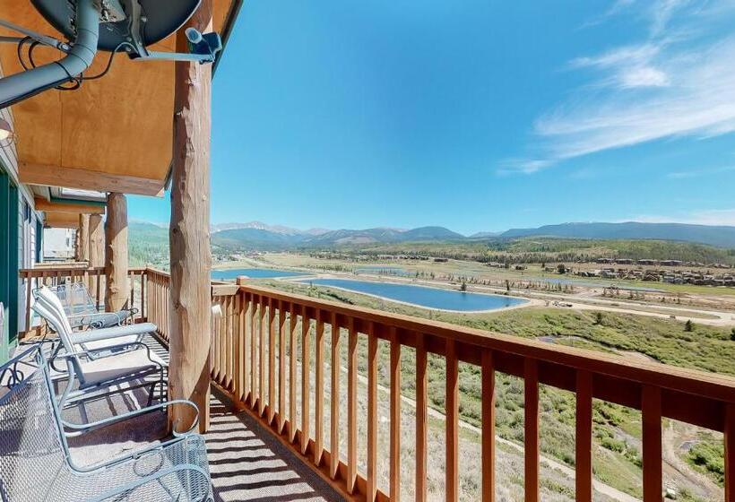 هتل Grand County Get Away