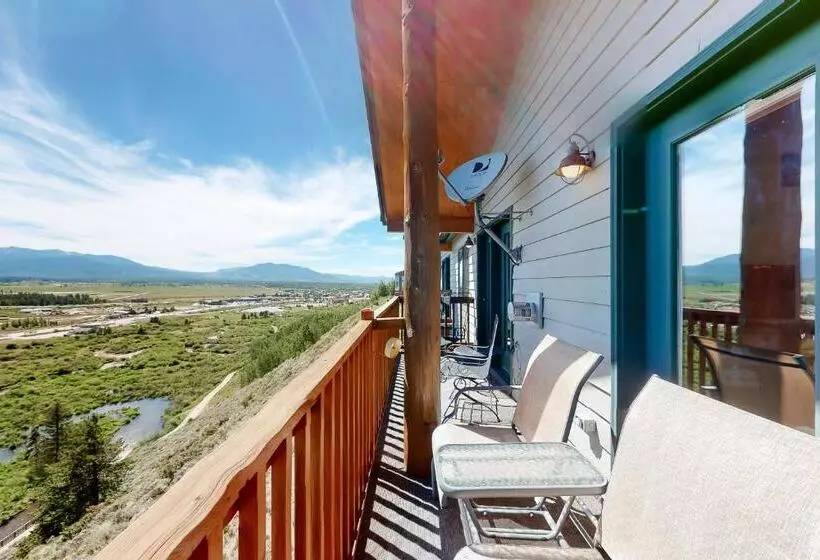 Hotelli Grand County Get Away