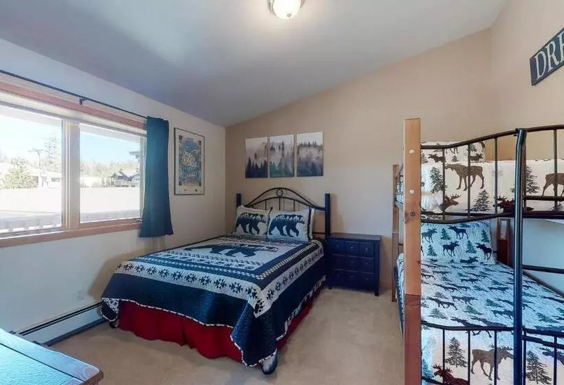Hotelli Grand County Get Away