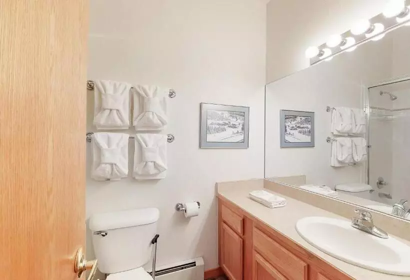 Hotelli Grand County Get Away