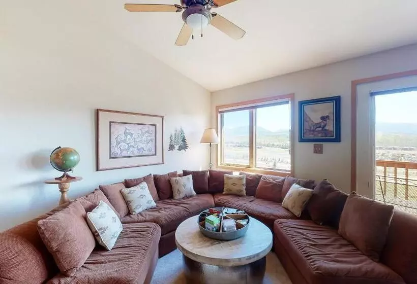 Hotelli Grand County Get Away