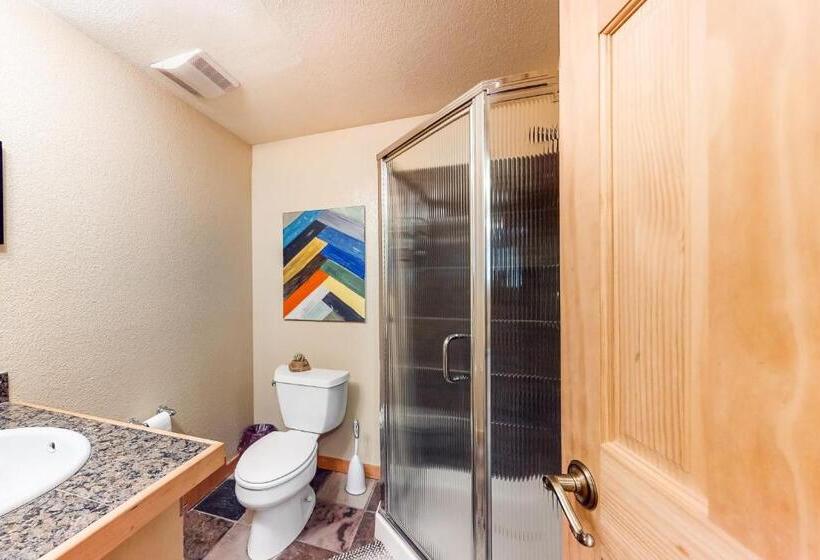 هتل Home Sweet Hideaway Park