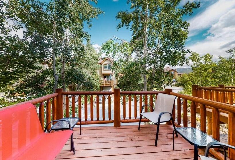 هتل Home Sweet Hideaway Park