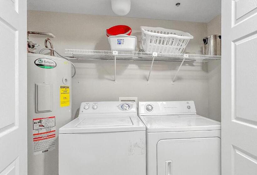 فندق Jade East Towers 720