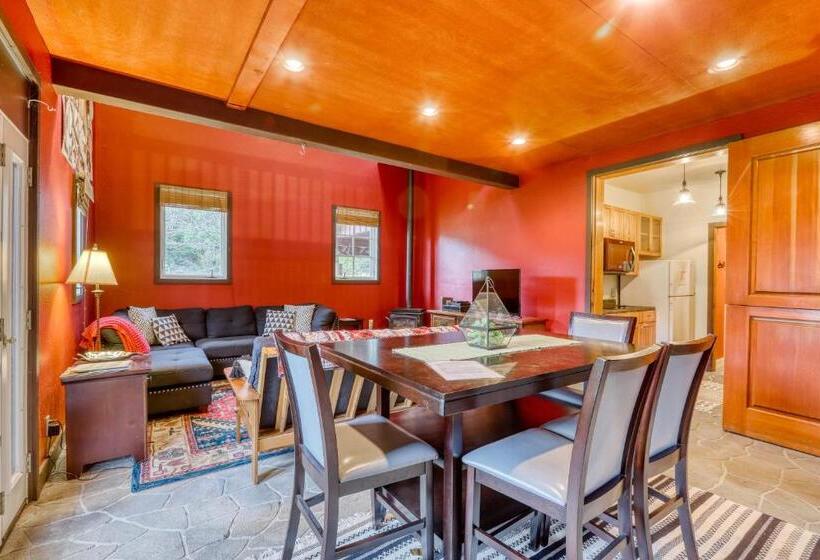 ホテル Berry Glen Redwood Park Loft