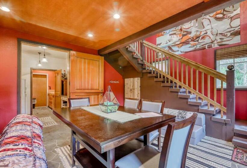 ホテル Berry Glen Redwood Park Loft