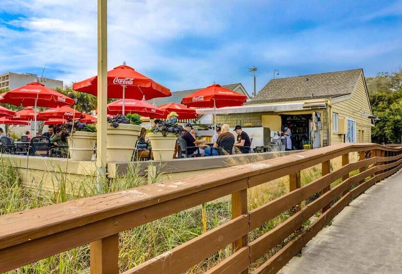 ホテル Hickory Cove 8