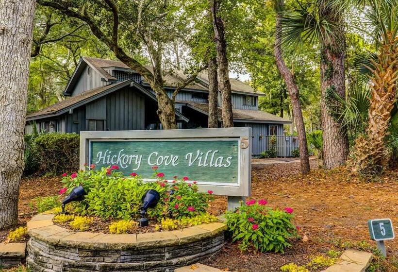 ホテル Hickory Cove 8