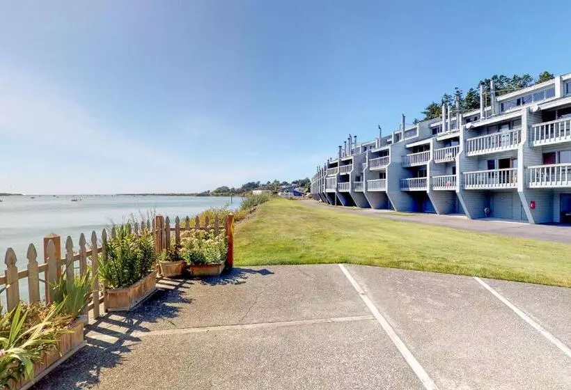 ホテル Riverview Retreat