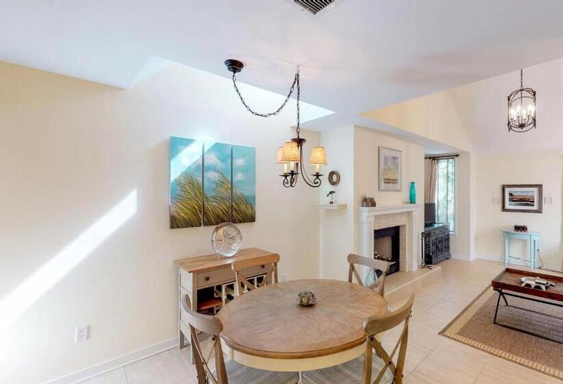 호텔 4406 Windswept