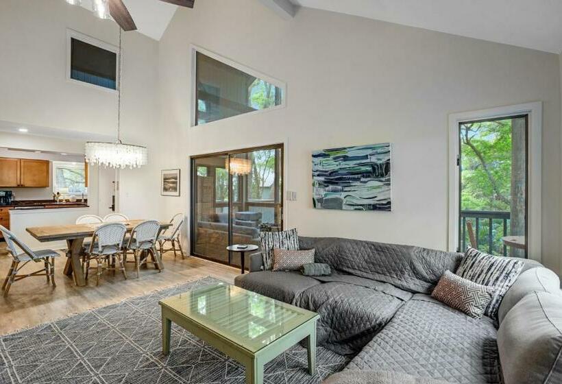 בית מלון כפרי 4552 Parkside Villa