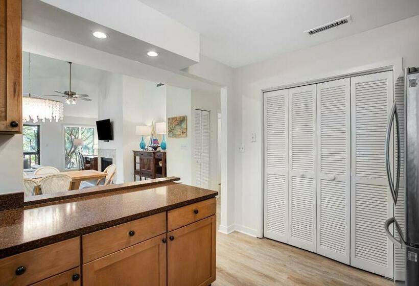 בית מלון כפרי 4552 Parkside Villa