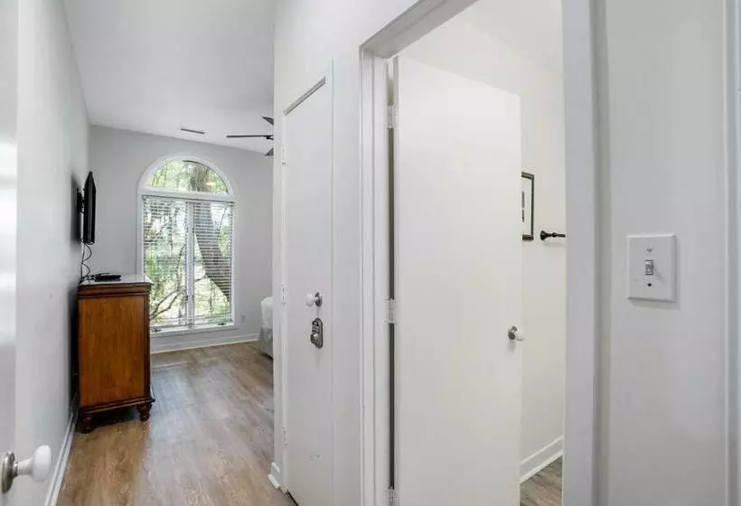 ホテル 4552 Parkside Villa