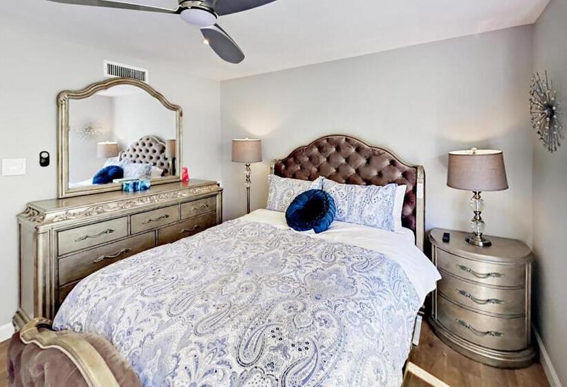 فندق 104 World Of Tennis Square #104