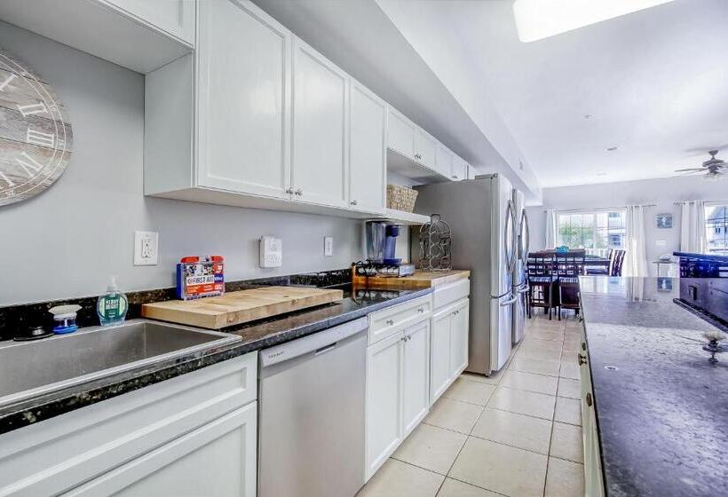 호텔 Coconut Grove 203