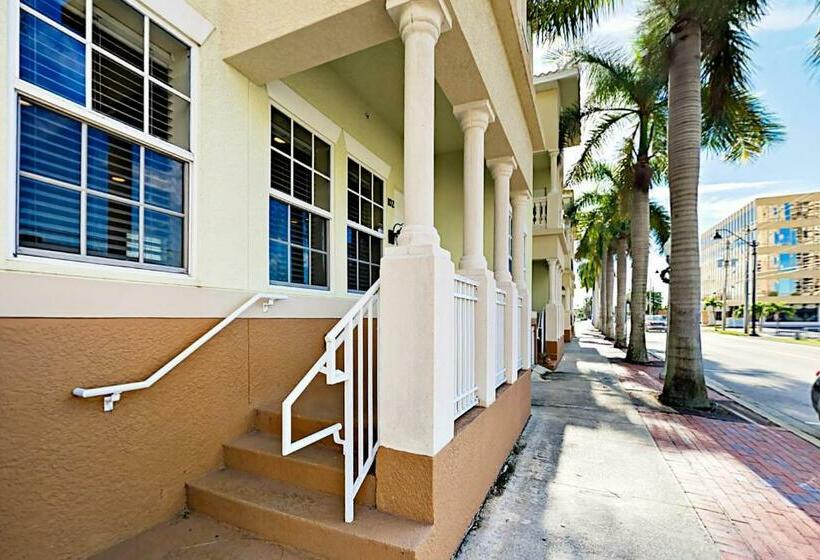 호텔 Fort Meyers Townhome