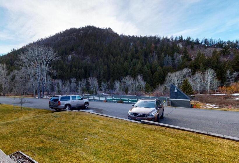 בית מלון כפרי Mountain Magic