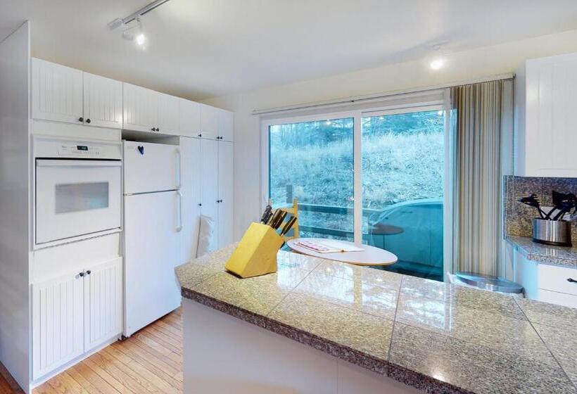 בית מלון כפרי Mountain Magic