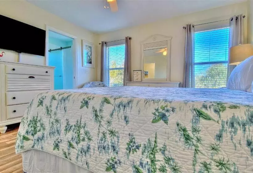 ホテル Beachside Villas 204b