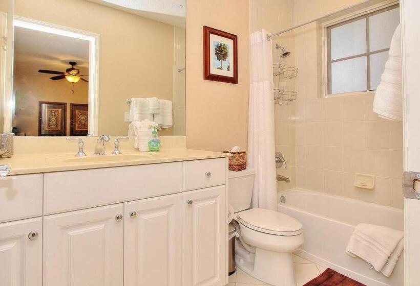 فندق Belle Harbor 13