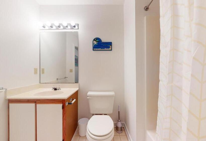 Hotel Bethany Beach     533a Hudson