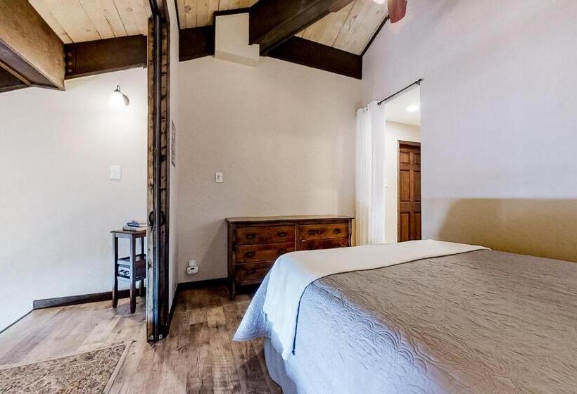 فندق Black Birch