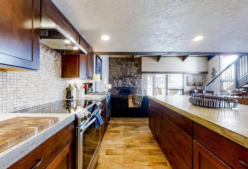 فندق Black Birch